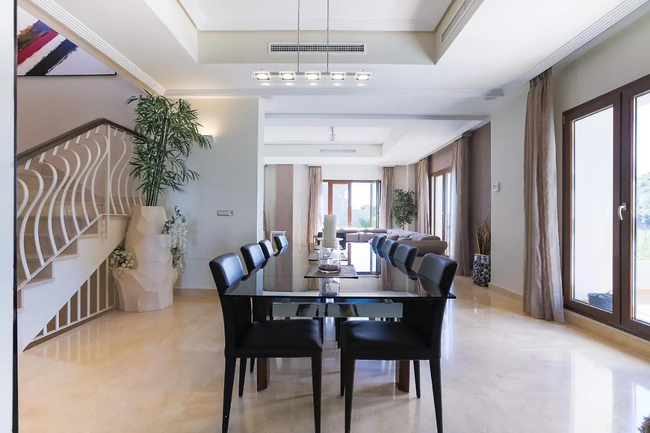 Luxury 4Br Villa - Benahavis Hills & Country Club Spain