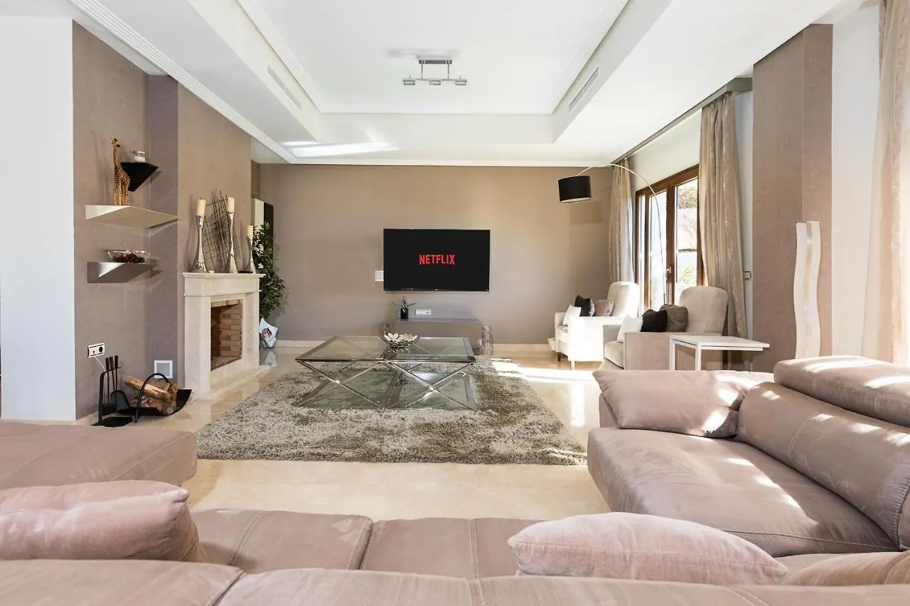 Luxury 4Br Villa - Benahavis Hills & Country Club 0*,  Spain