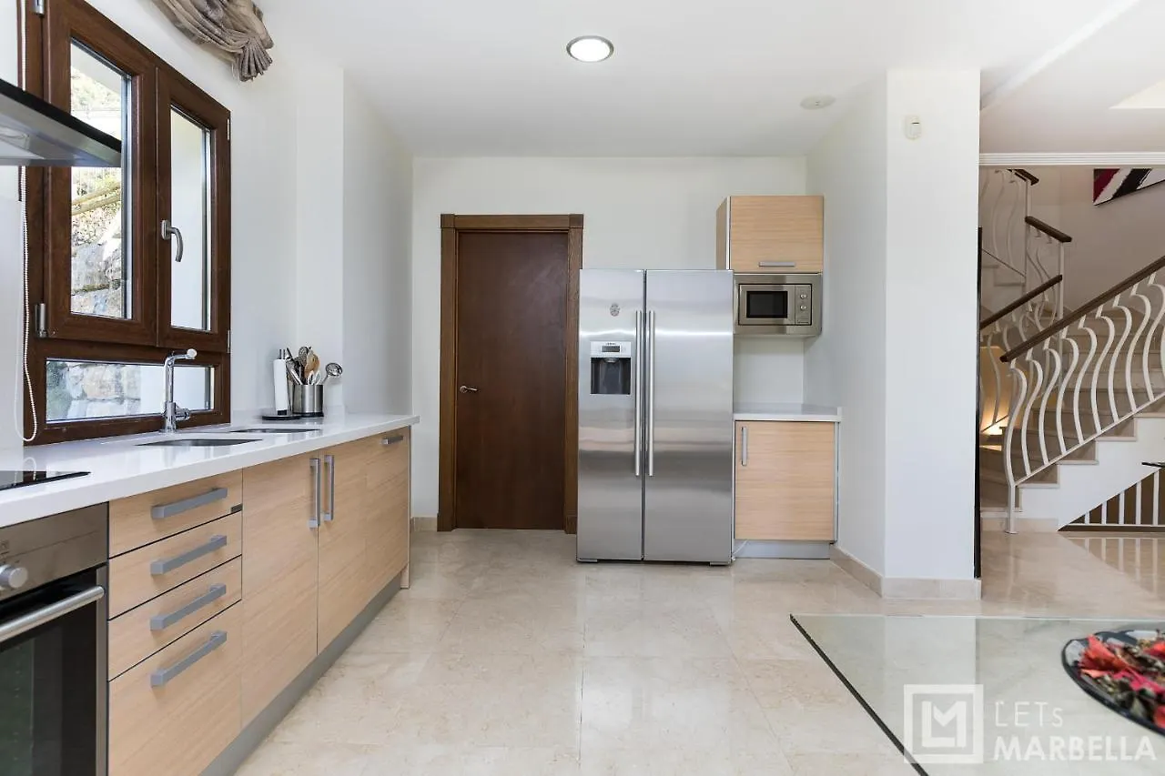 Luxury 4Br Villa - Benahavis Hills & Country Club 0*,  Spain
