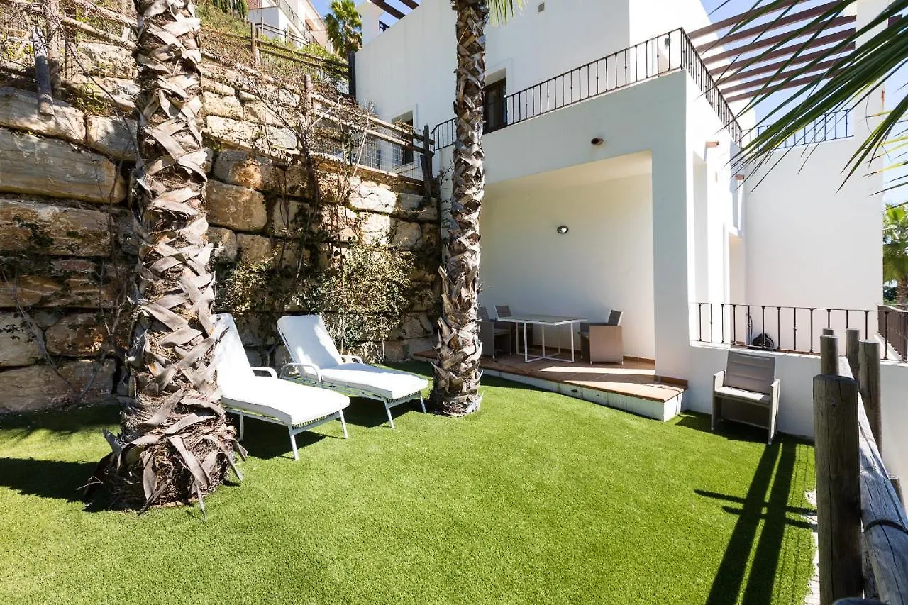 Luxury 4Br Villa - Benahavis Hills & Country Club
